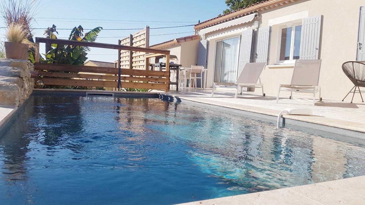 Charmante villa dans un village paisible aux portes d'Uzès et des Cévennes Saint-Hippolyte-de-Caton Esterno foto